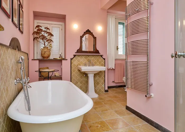 'sette Cappelli By Interhome Ragusa